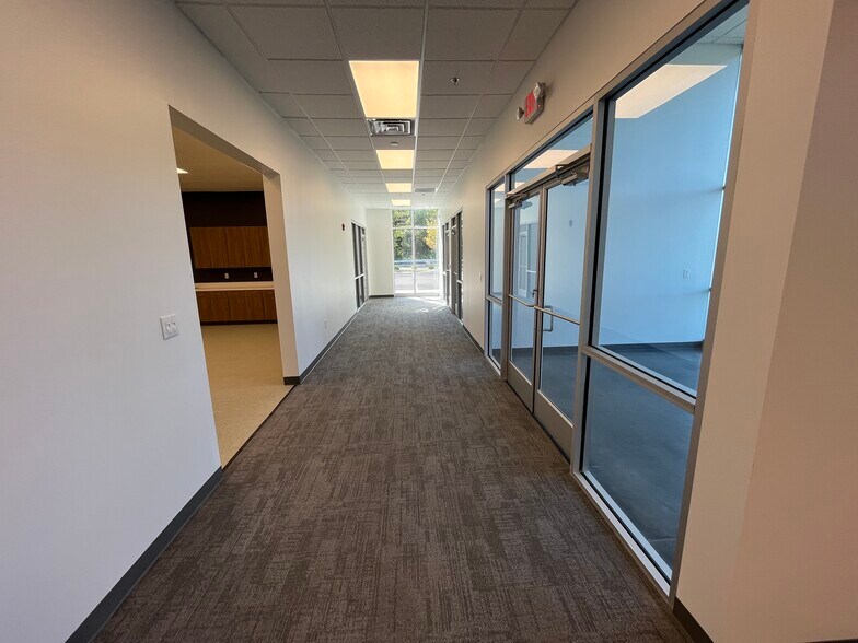 More Photos Of 201 Route 73 S, Palmyra Warehouse For Lease