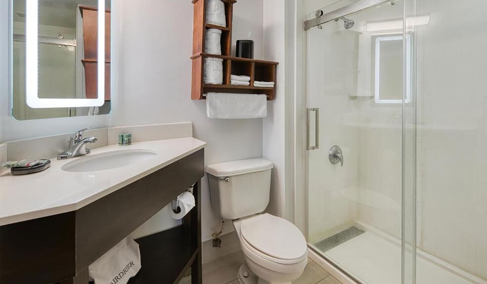 More Photos Of 1030 State Road 229, Batesville Hotel For Sale