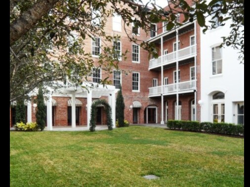 More Photos Of 2228 Mechanic St, Galveston Office For Sale