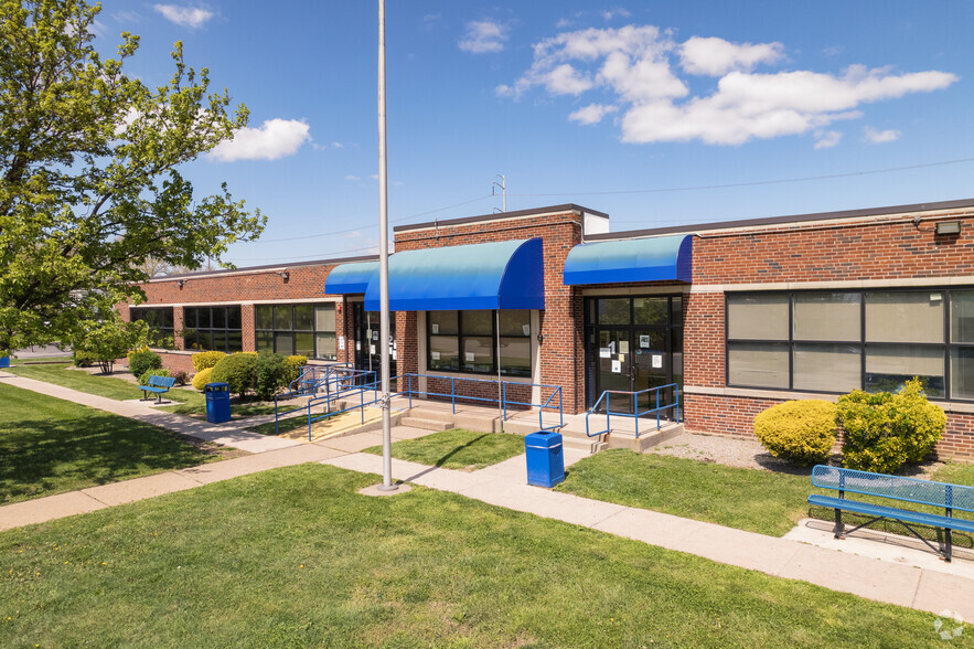 Primary Photo Of 800 Chester Pike, Sharon Hill Warehouse For Lease