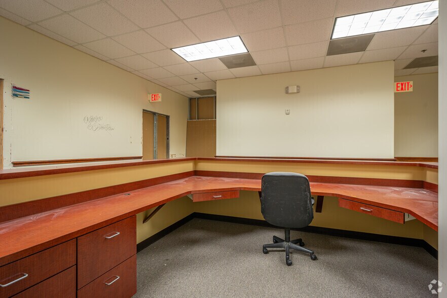 Photo of 4th Floor Ste 406