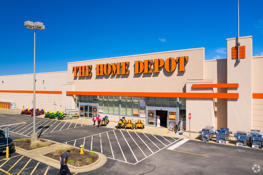 More Photos Of Frank Scott Pky & Hwy 15, Belleville Unknown For Lease