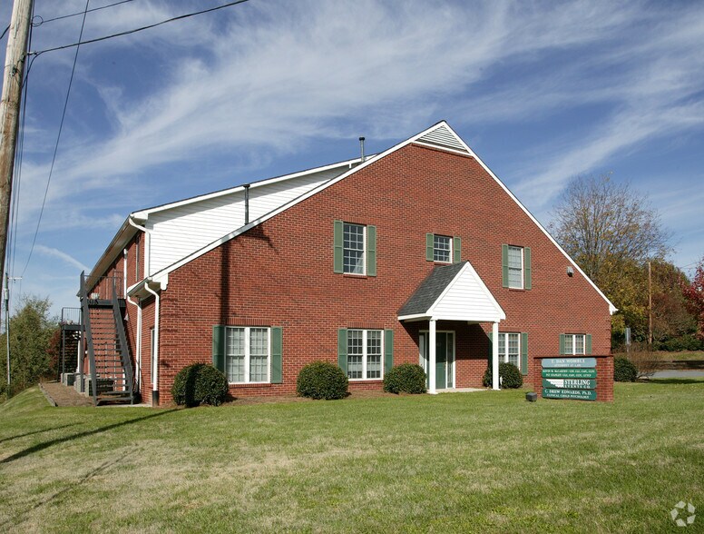 More Photos Of 3802 Clemmons Rd, Clemmons Office For Lease