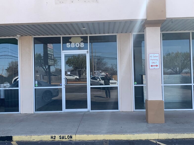 More Photos Of 5804-5814 NW 63rd St, Oklahoma City Unknown For Lease