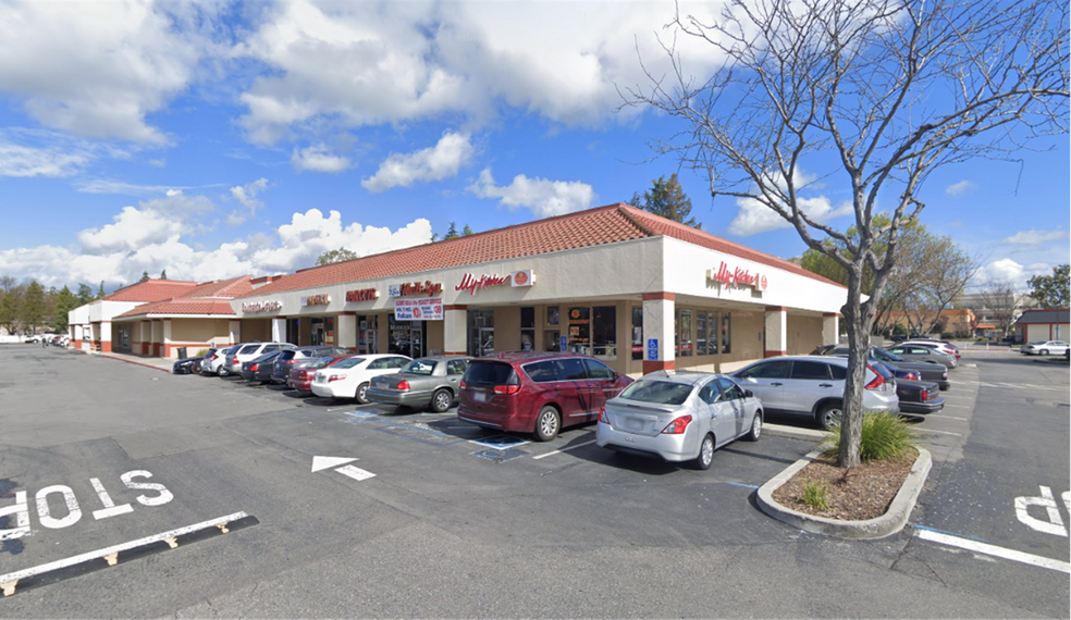 More Photos Of Blossom Hill @ Blossom Hill & Snell Sts., San Jose Unknown For Lease