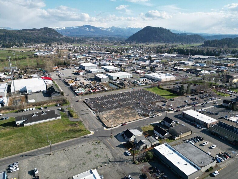 More Photos Of Railroad St, Enumclaw Land For Lease