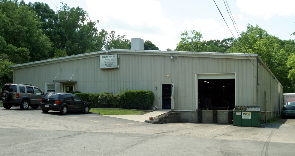 More Photos Of 1500 S McCully Dr, Monroeville Warehouse For Sale