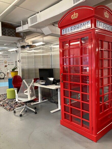 More Photos Of 1050 Queen St, Honolulu Coworking Space