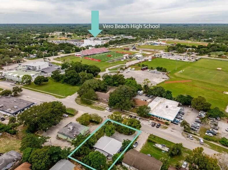 More Photos Of 1734 14th Ave, Vero Beach Specialty For Sale