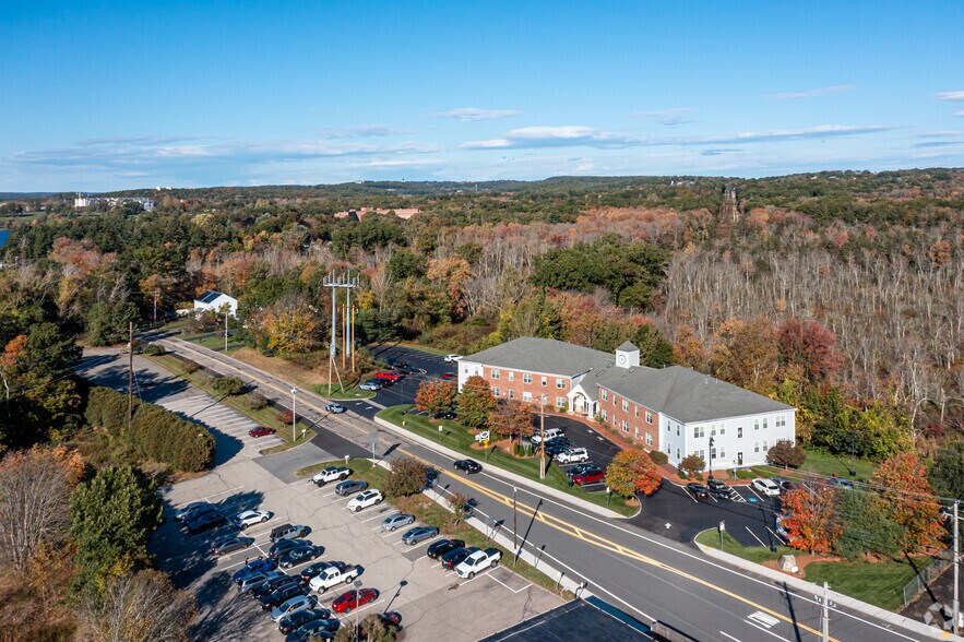 More Photos Of 45 Lyman St, Westborough Medical For Lease