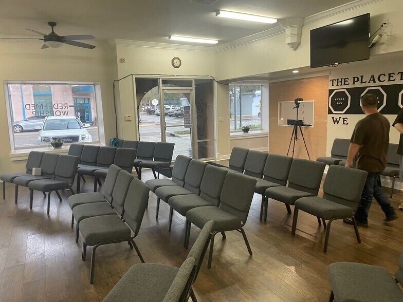 More Photos Of 465 E Main St, Bartow Medical For Sale