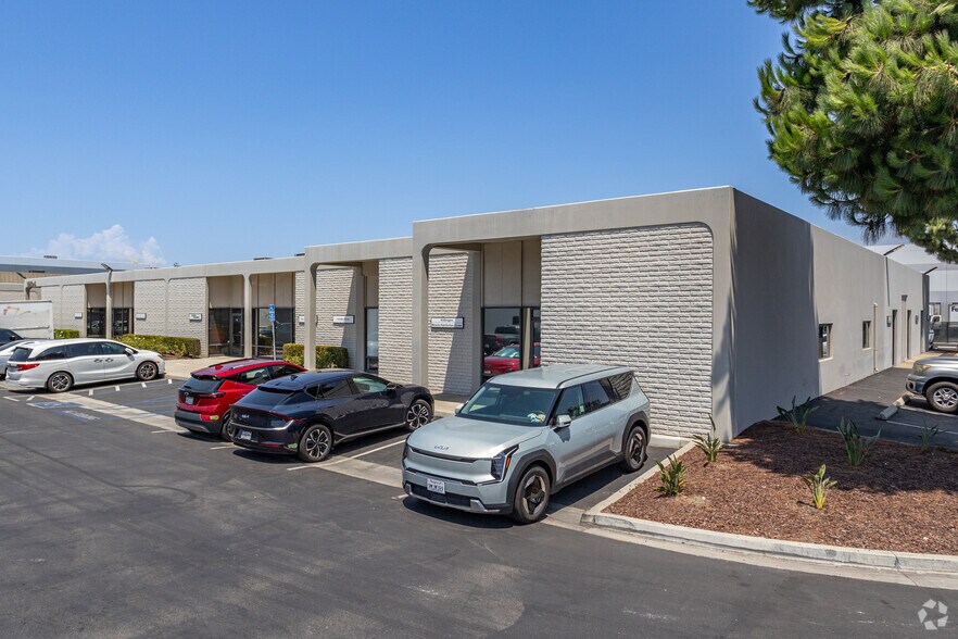 More Photos Of 1440 S State College Blvd, Anaheim Light Manufacturing For Lease