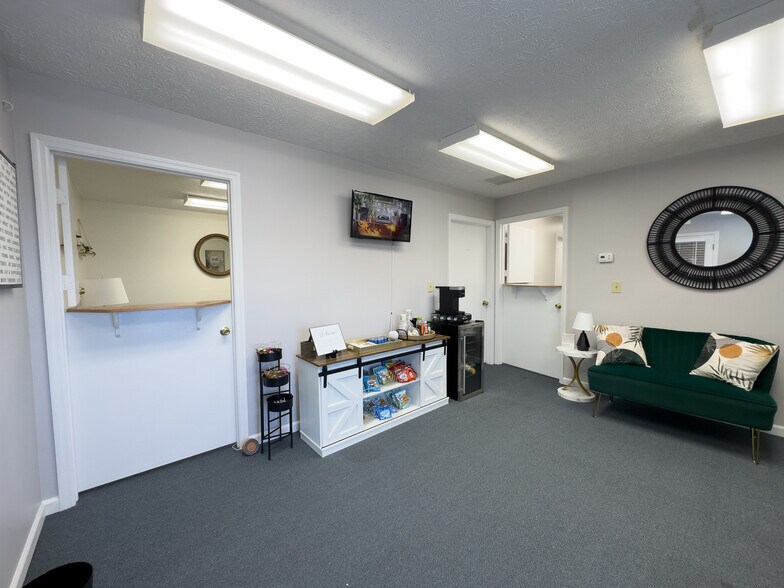 More Photos Of 1299 Battlecreek Rd, Jonesboro Medical For Sale