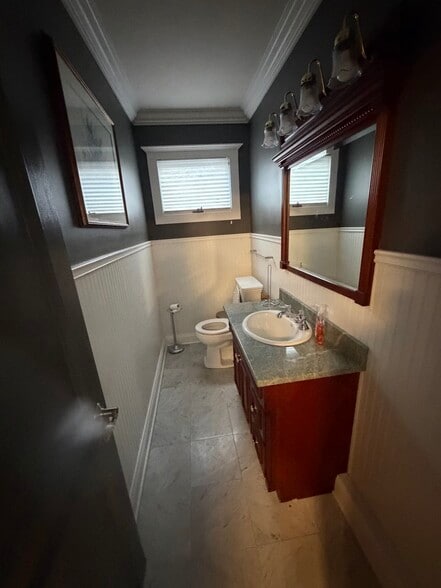 More Photos Of 44 North St, Danbury Office For Lease