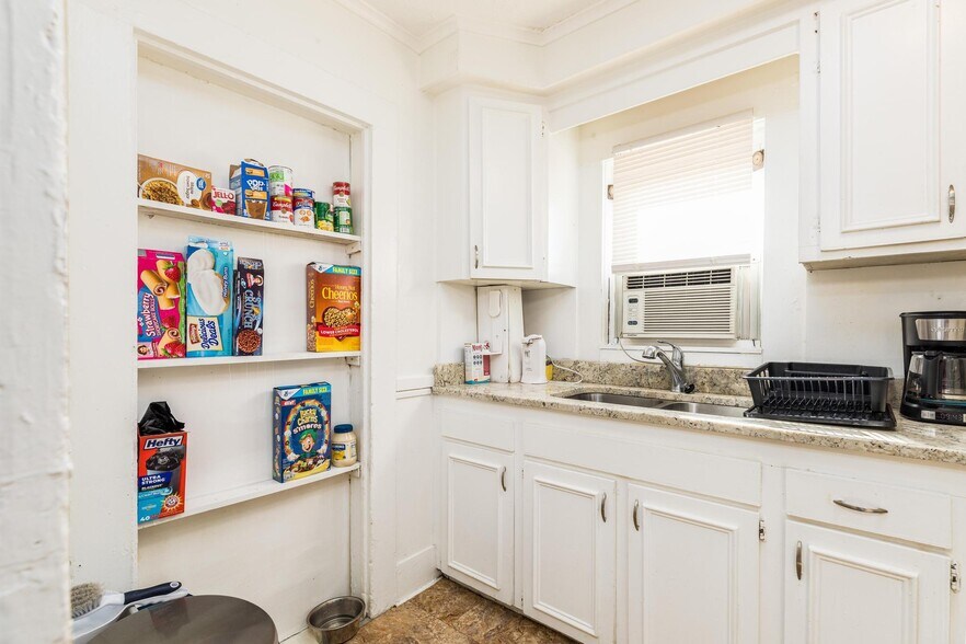 More Photos Of 17 Winter St, Rochester Apartments For Sale