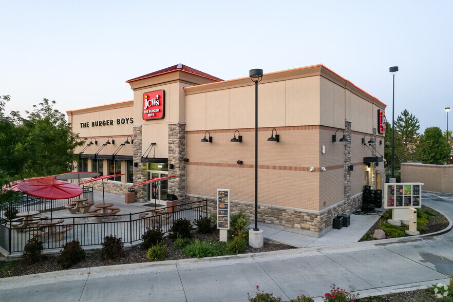 More Photos Of 10653 S River Front Pky, South Jordan Unknown For Lease