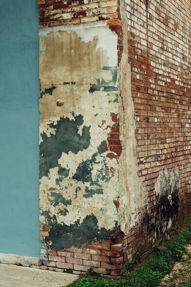 More Photos Of 75 Main St, Maxwell Warehouse For Lease