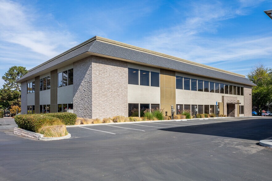 More Photos Of 595 Millich Dr, Campbell Office For Lease