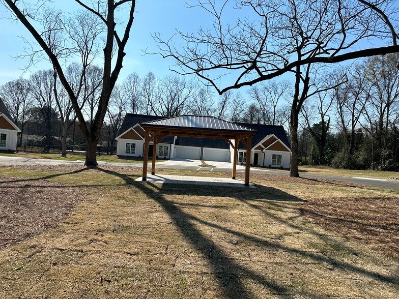 More Photos Of 294 Cedar Creek Rd, Winder Multifamily For Sale