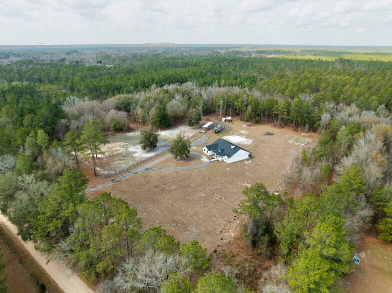 More Photos Of 6012 Long Branch Rd, Jacksonville Horse Stables For Sale