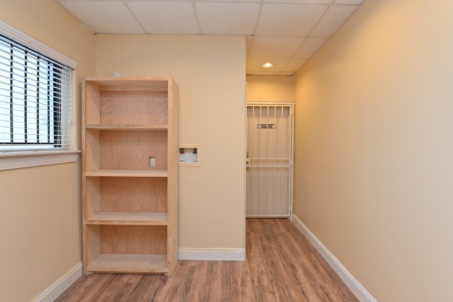 More Photos Of 2715 Fannin St, Houston Medical For Sale