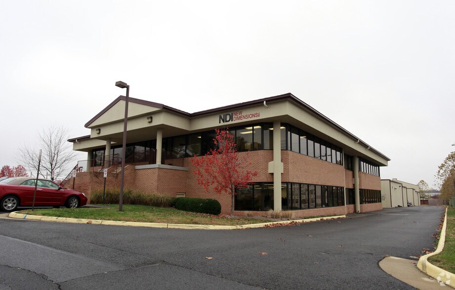 More Photos Of 10601-10687 Gaskins Way, Manassas Office For Lease