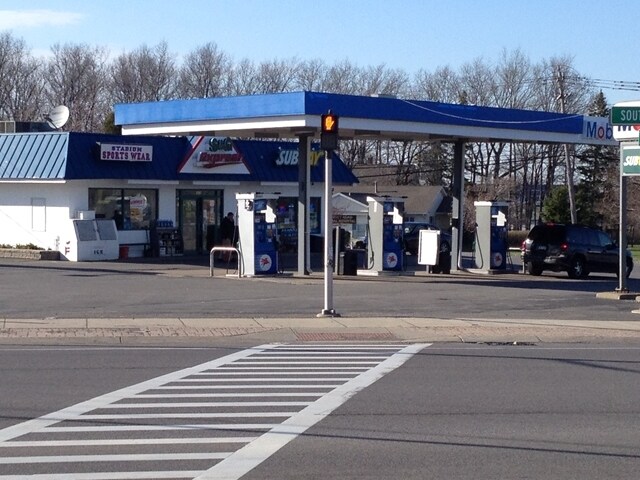 More Photos Of 3856 Southwestern Blvd, Orchard Park Service Station For Sale