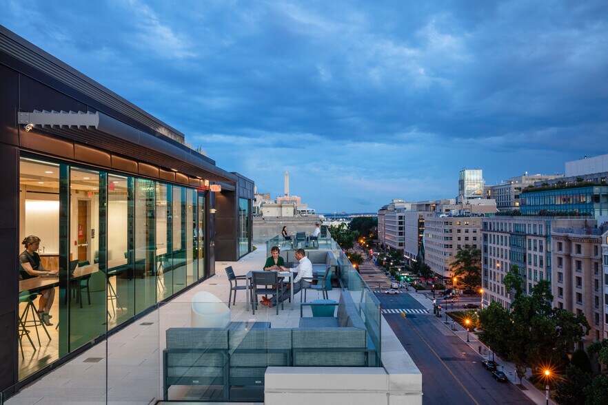 More Photos Of 1101 16th St NW, Washington Office For Sale