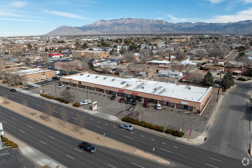 More Photos Of 4200-4232 Carlisle Blvd NE, Albuquerque Storefront For Sale