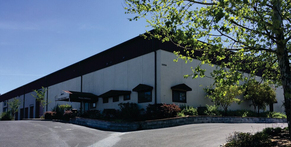 More Photos Of 20004 O'Brien Rd, Groveland Warehouse For Sale