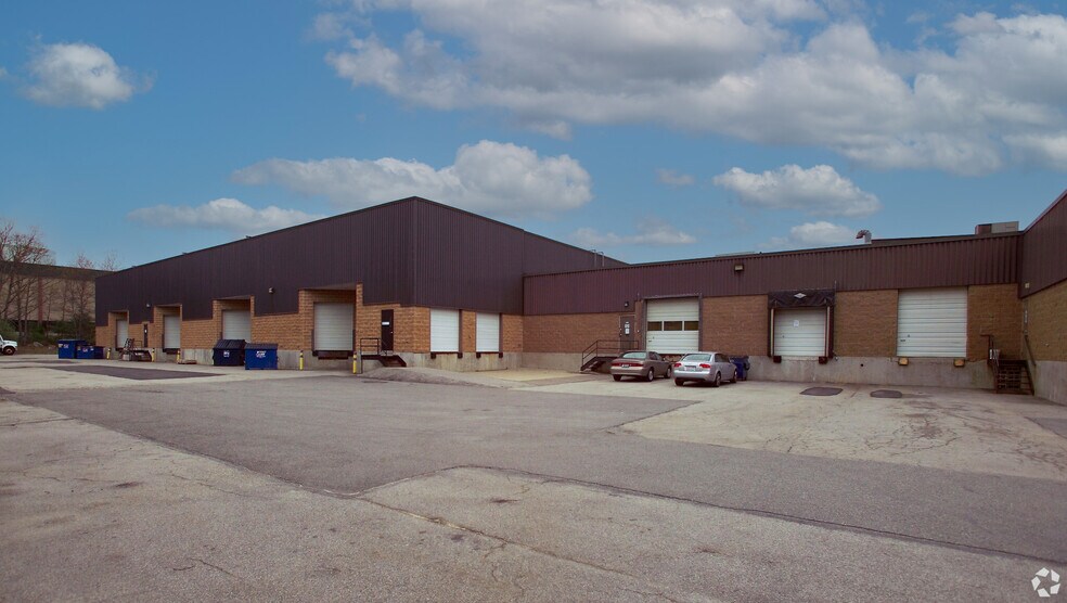 More Photos Of 300 Myles Standish Blvd, Taunton Light Manufacturing For Lease