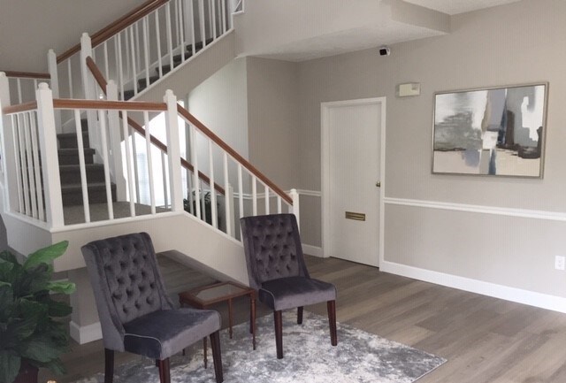 More Photos Of 533 Versailles Dr, Maitland Office For Lease