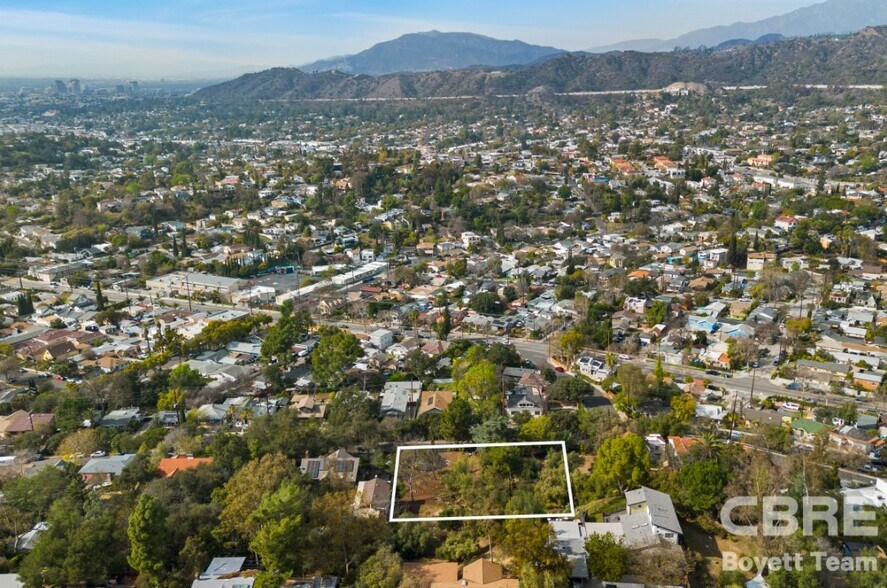 More Photos Of 1104-1114 Oak Grove Dr, Los Angeles Land For Sale