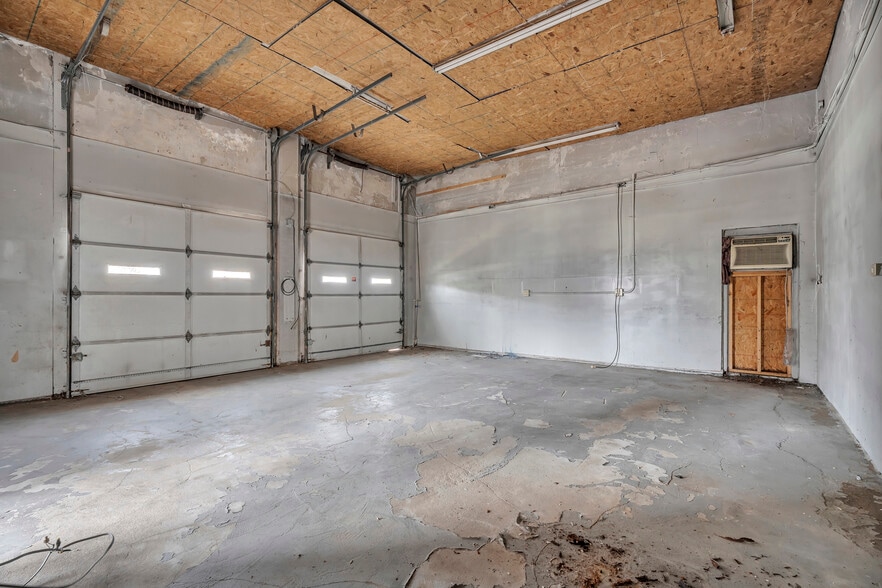 More Photos Of 600 White Horse Pike, Oaklyn Auto Repair For Sale