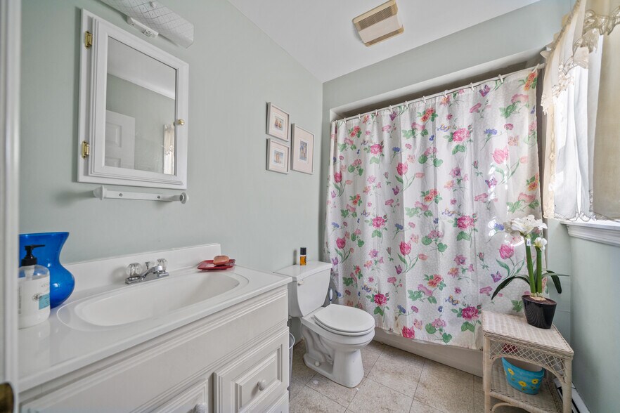 More Photos Of 279 Harrison Ave, Garfield Storefront For Sale