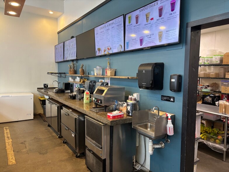 More Photos Of 100 Town Square Pl, Jersey City Office For Lease