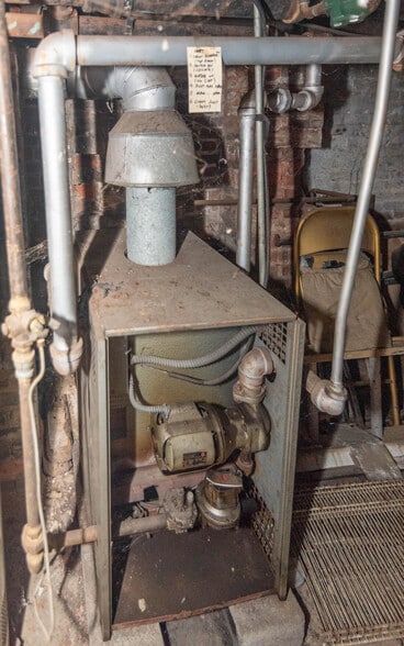 More Photos Of 2211 E Monument St, Baltimore Storefront Retail Residential For Sale