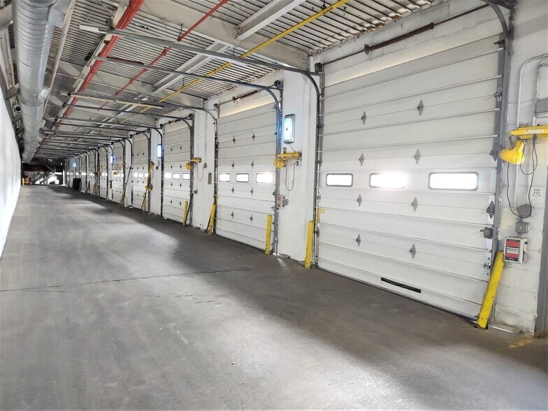 More Photos Of 241 Park Ave, East Hartford Refrigeration Cold Storage For Lease