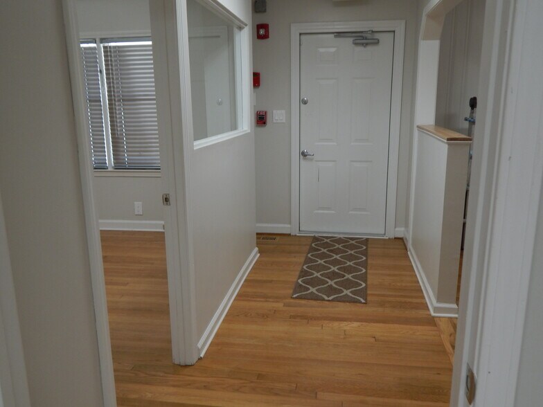 More Photos Of 4922 Lavista Rd, Tucker General Retail For Lease