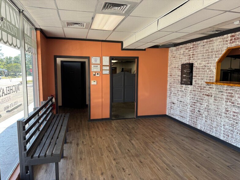 More Photos Of 12377 S Cleveland Ave, Fort Myers Storefront For Lease