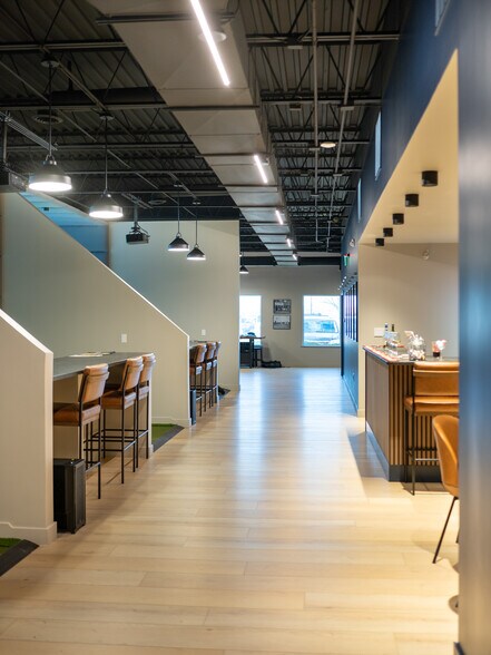 More Photos Of 9003 Technology Ln, Fishers Office Residential For Lease