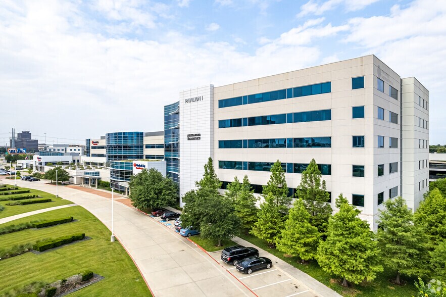 More Photos Of 11970 N Central Expy, Dallas Medical For Lease