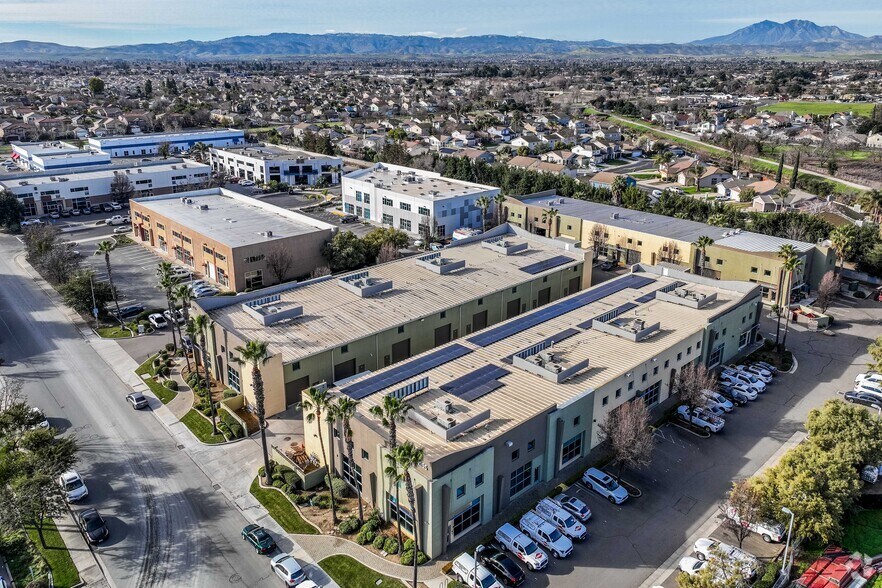 More Photos Of 2155 Elkins Way, Brentwood Flex For Lease