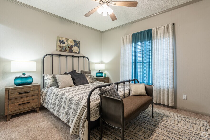 More Photos Of 4271 Altoona Dr, Dallas Apartments For Sale