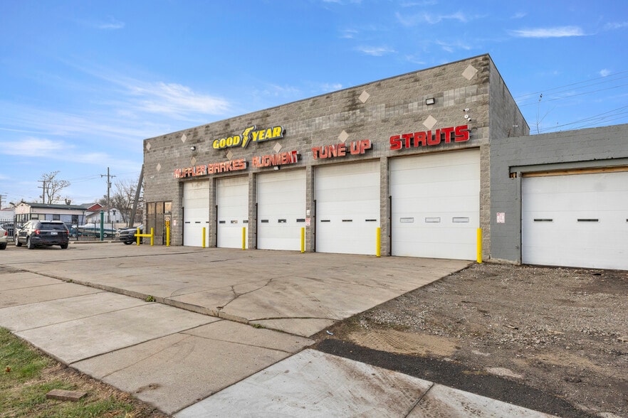 More Photos Of 14801-14835 Livernois Ave, Detroit Auto Repair For Sale