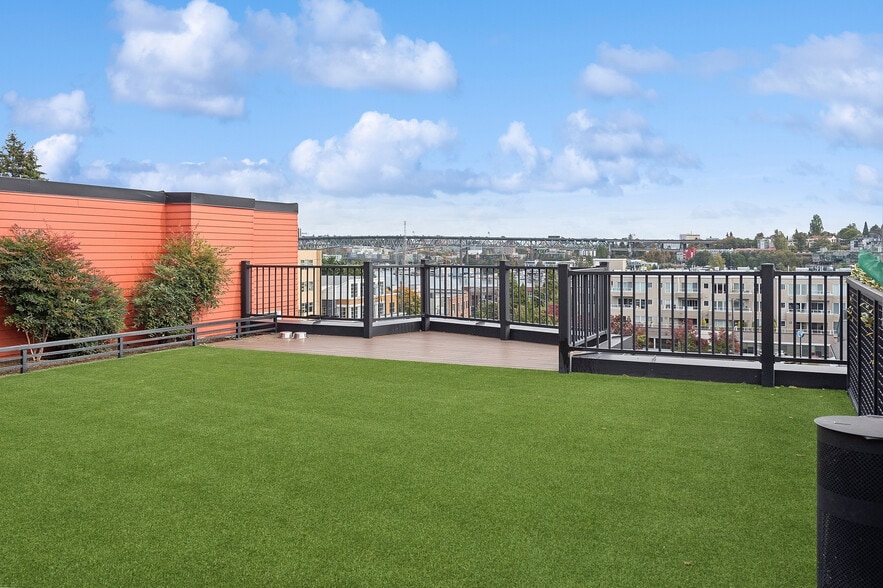 More Photos Of 1850 N 34th St, Seattle Apartments For Lease