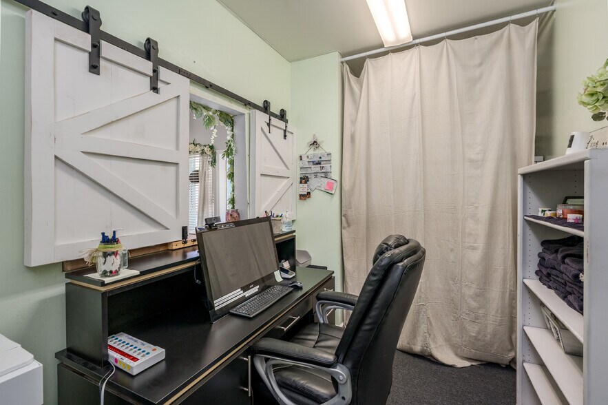 More Photos Of 1765 E Villa Dr, Cottonwood Office For Sale