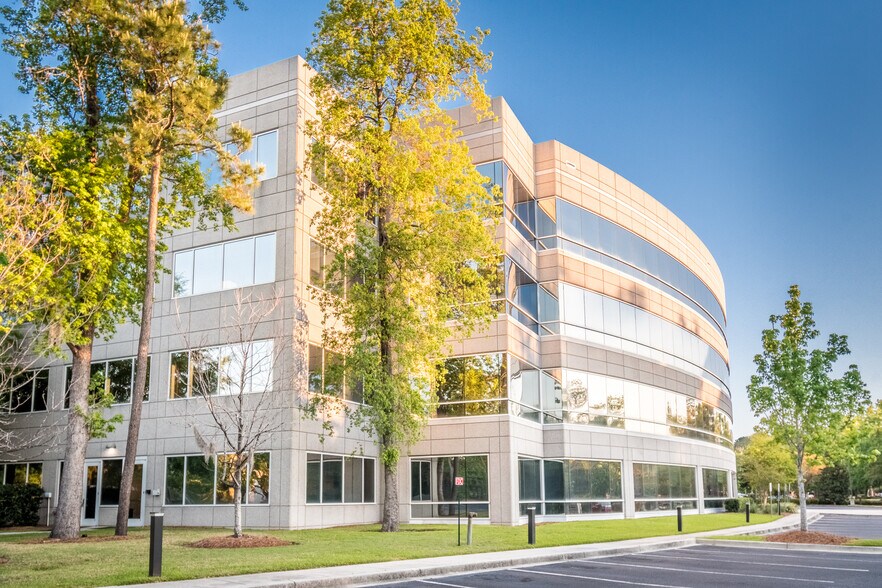 More Photos Of 4000 Faber Place Dr, North Charleston Office For Lease