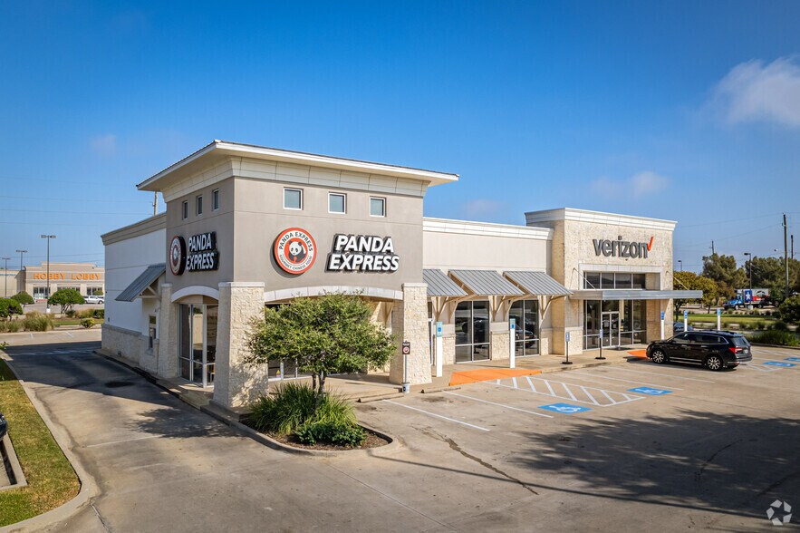 More Photos Of 24110-24502 Commercial Dr, Rosenberg Unknown For Lease