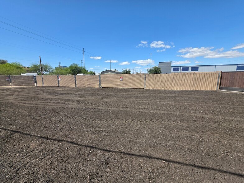 More Photos Of 21414 N 24th Dr, Phoenix Land For Lease